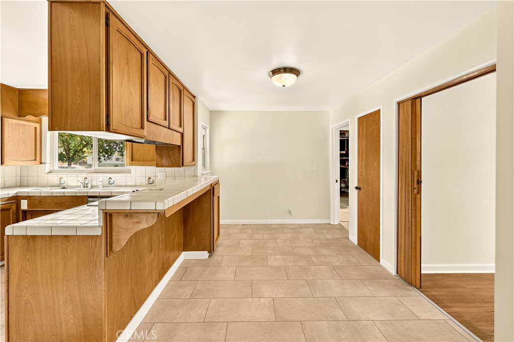 1523 Tamarack Avenue Property Photo 13