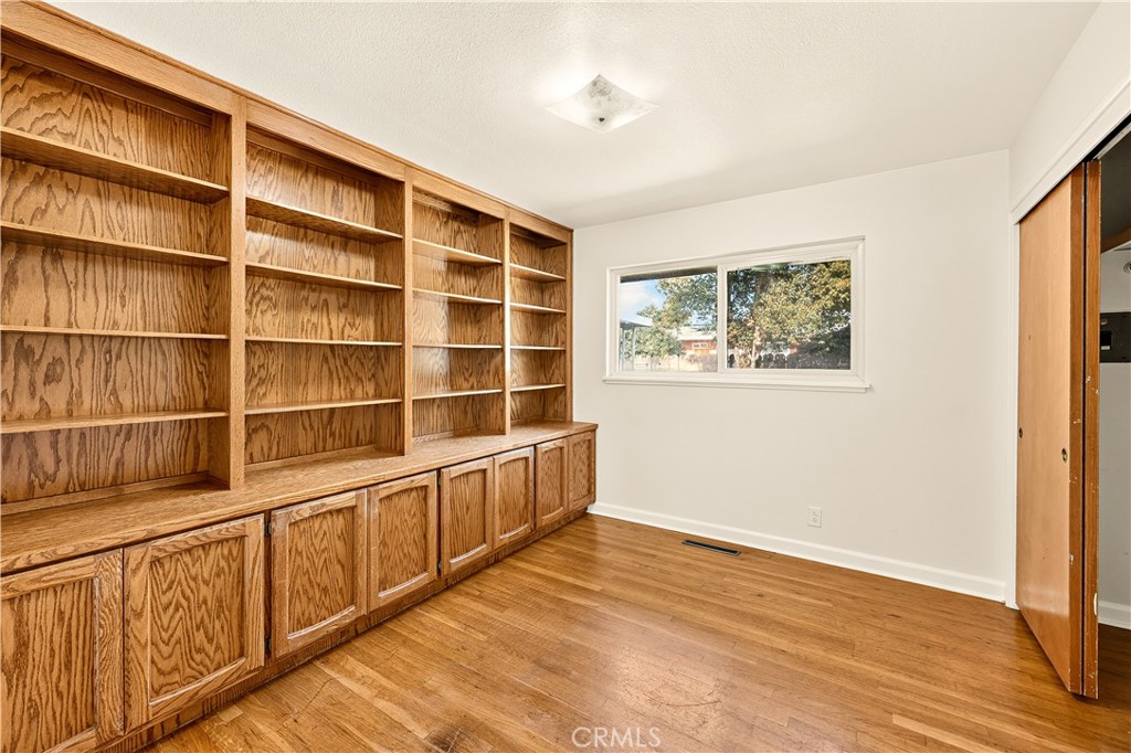 1523 Tamarack Avenue Property Photo 37