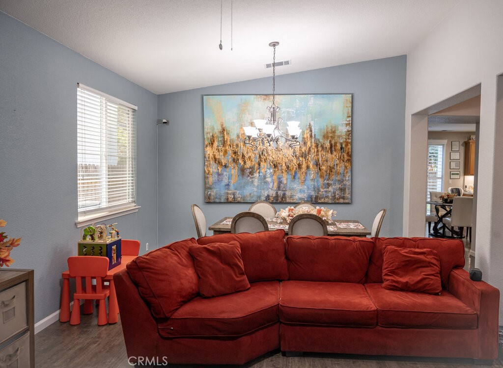 1264 Verdon Court Property Photo 3