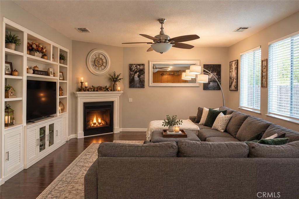 1264 Verdon Court Property Photo 4
