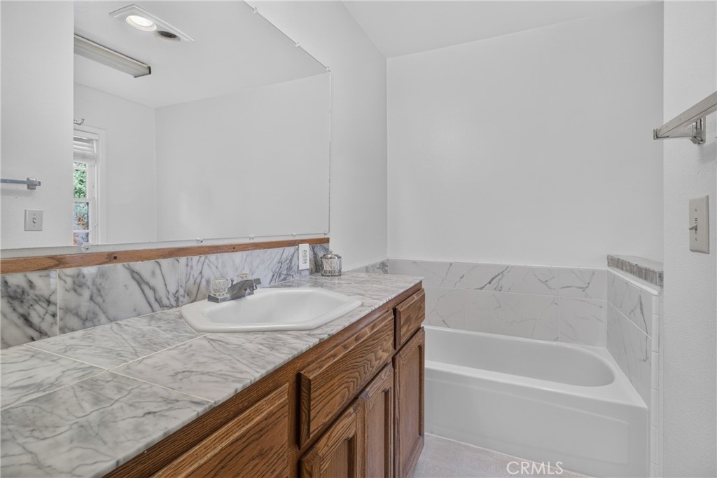 2660 5th Avenue Property Photo 23