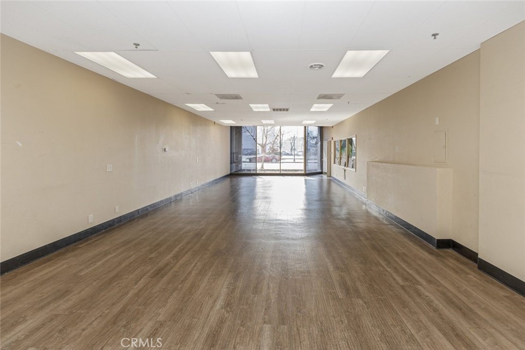 333 W 18th Street Property Photo 10