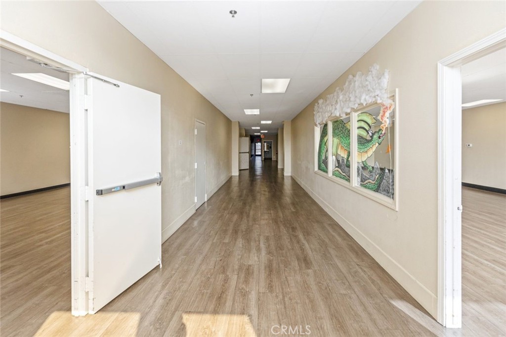 333 W 18th Street Property Photo 11