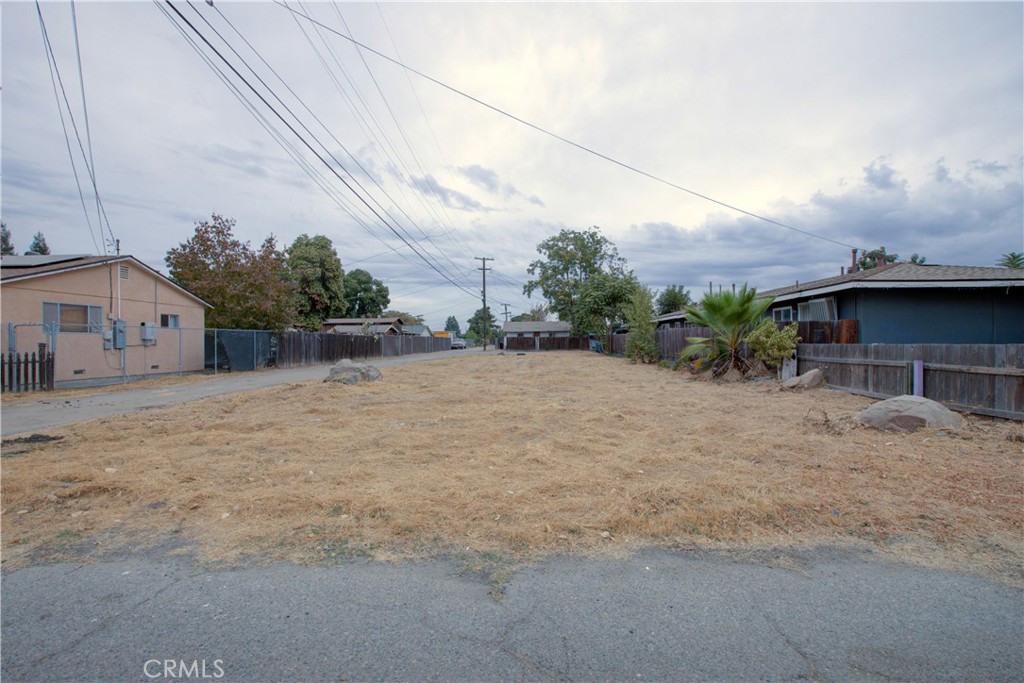 435 S 2nd Street Property Photo 2