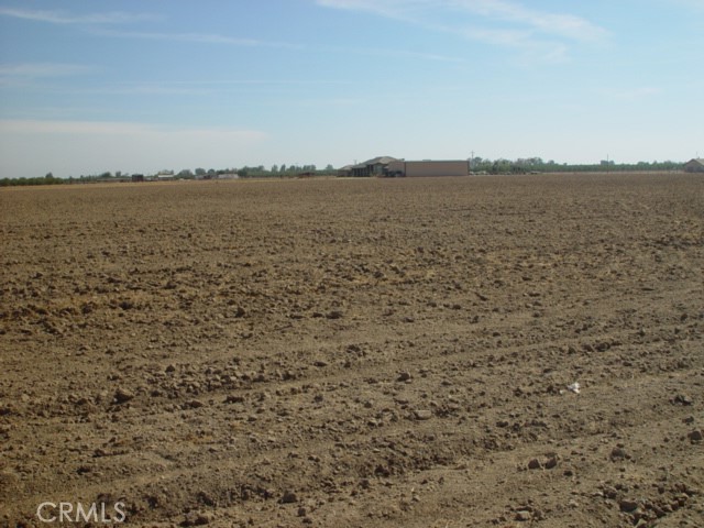 1 Road 18 3/4 Property Photo 1