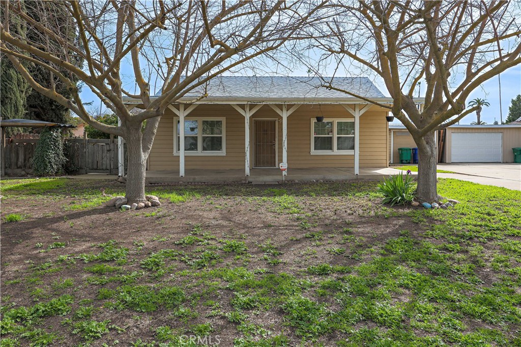 713 Kings Avenue Property Photo