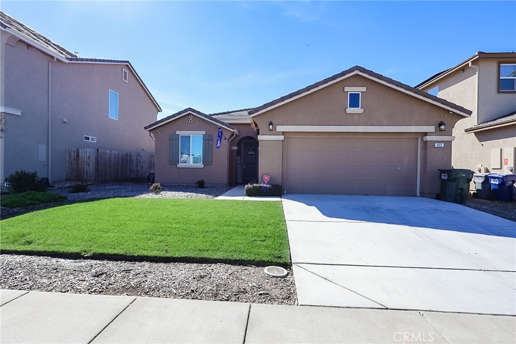 453 Daffodil Drive Property Photo