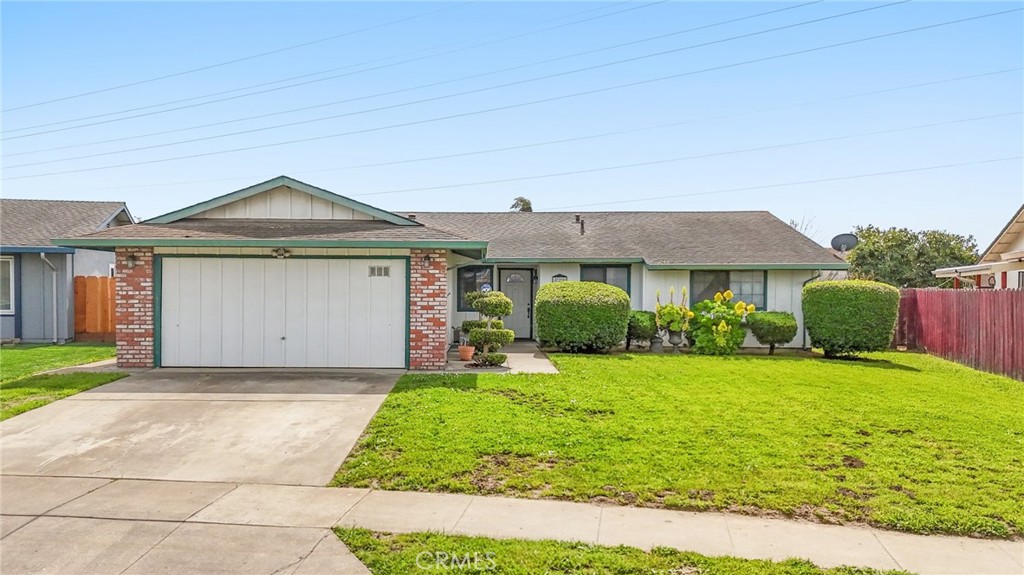 820 Van Ness Court Property Photo 1