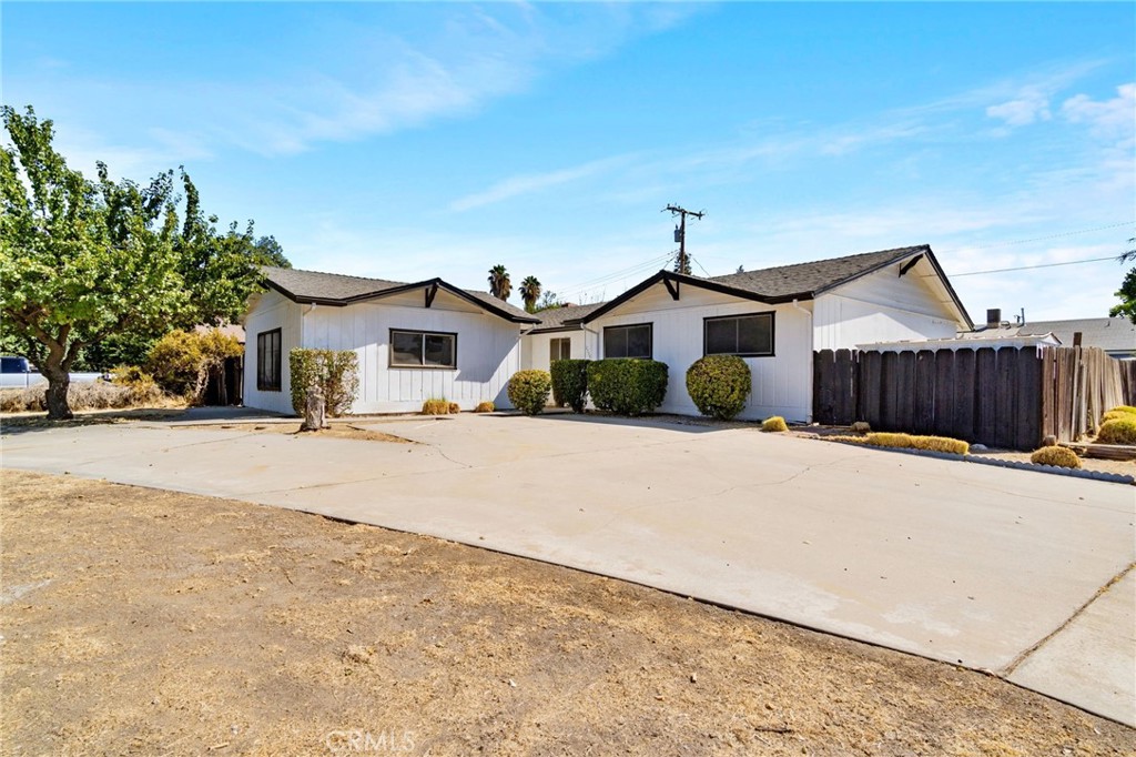 2738 S Fairway Court Property Photo
