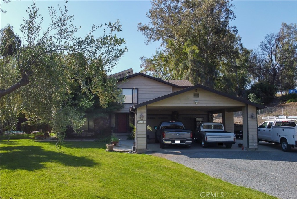 28846 Highway 190 Property Photo