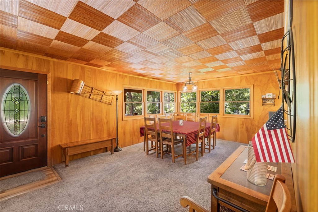 39162 Manzanita Property Photo 4