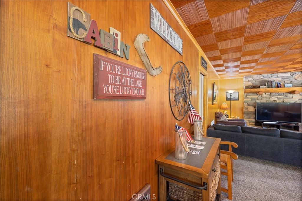 39162 Manzanita Property Photo 9