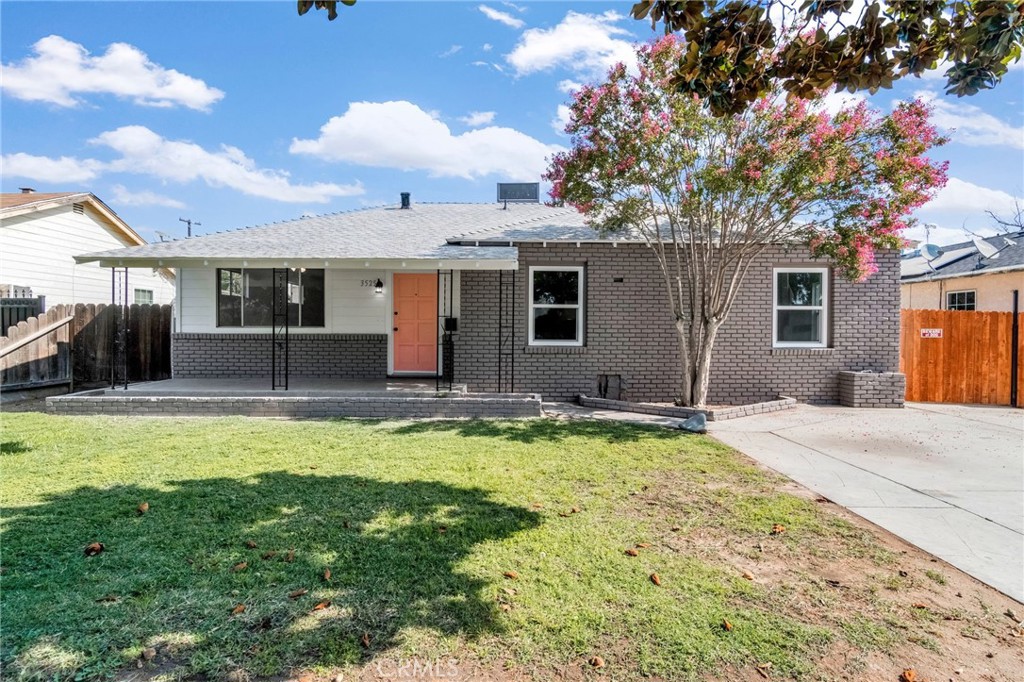 3525 E Hammond Avenue Property Photo 1