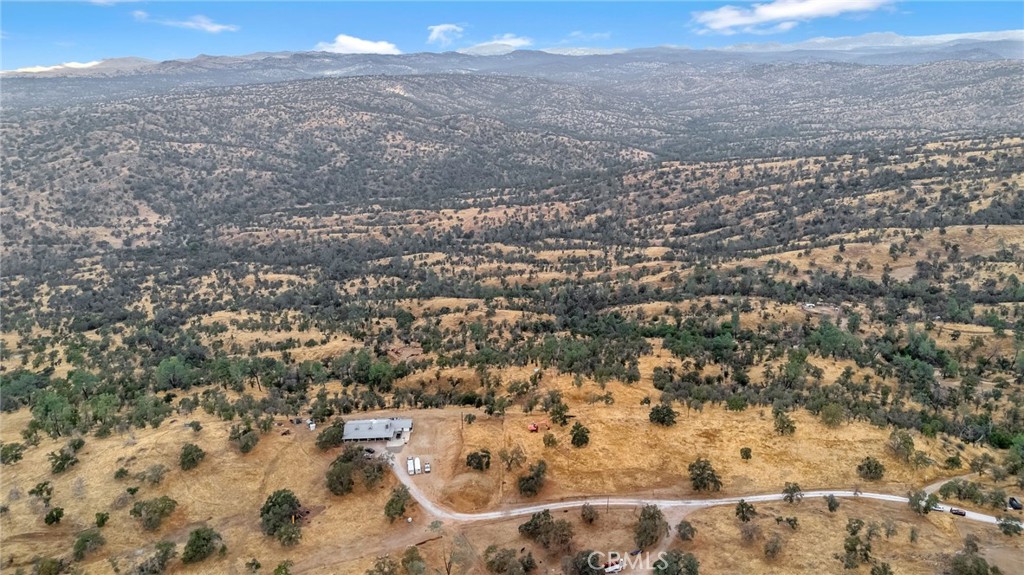 37449 Misty Ridge Property Photo 4