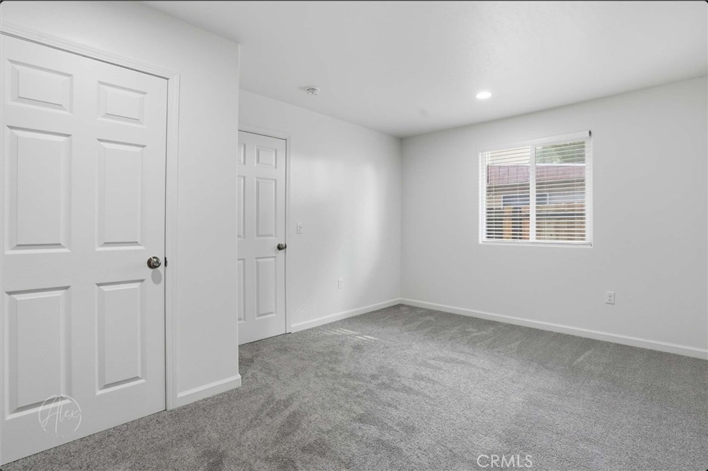 407 Washington Avenue Property Photo 6