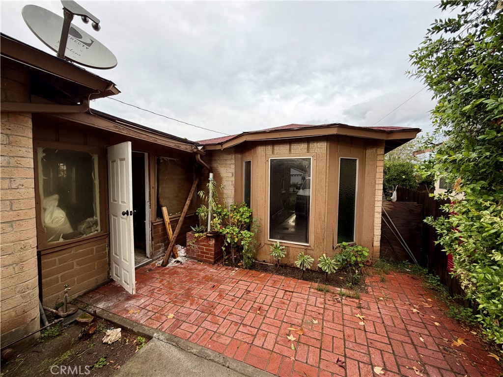 313 S K Property Photo 11