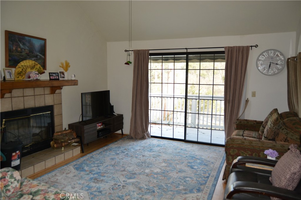 40748 Foxboro Court Property Photo 3