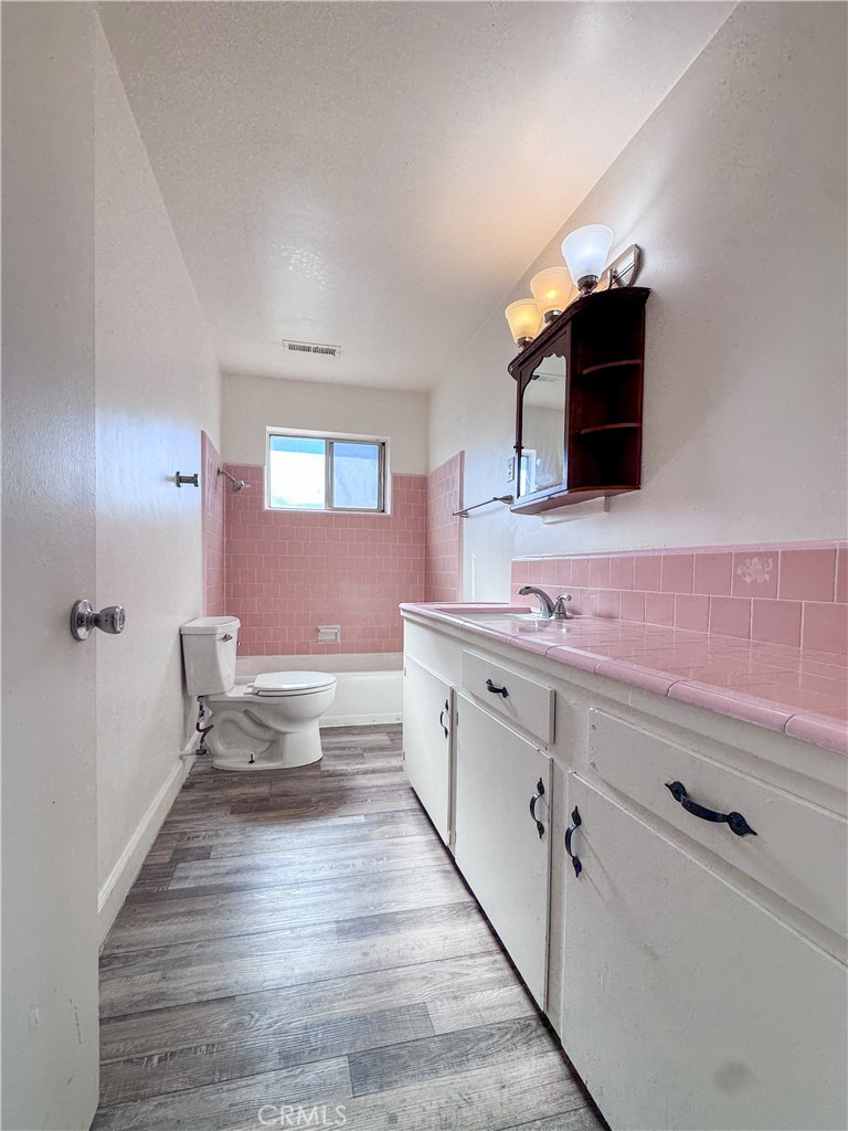 701 Ventura Avenue Property Photo 7