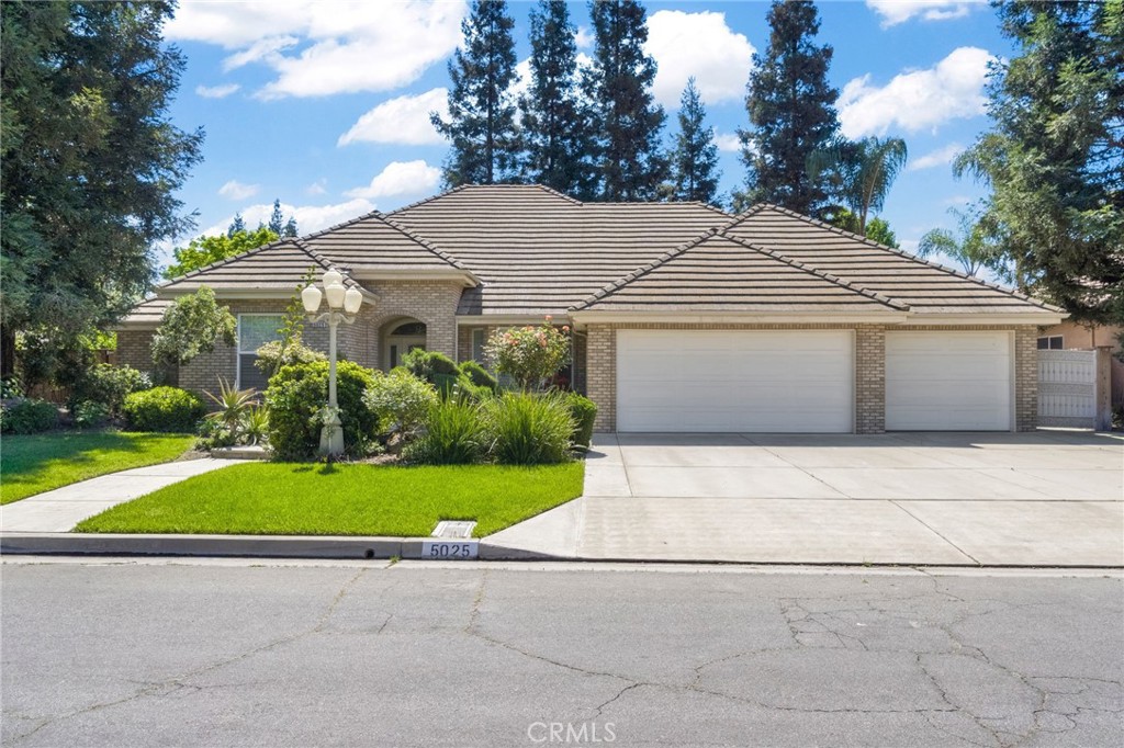 5025 W Birch Property Photo 1