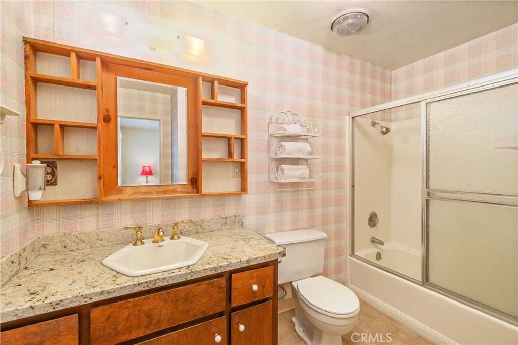 54481 Pinchot Dr. Property Photo 26