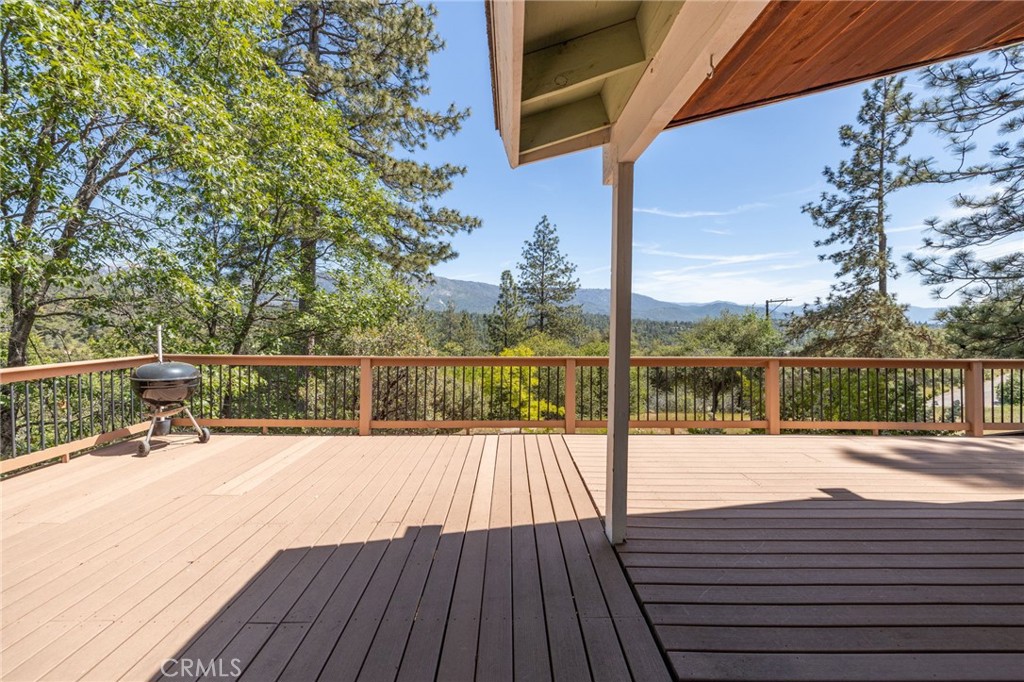 54481 Pinchot Dr. Property Photo 38