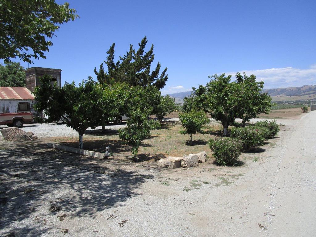 2025 Pacheco Pass Highway Property Photo 18