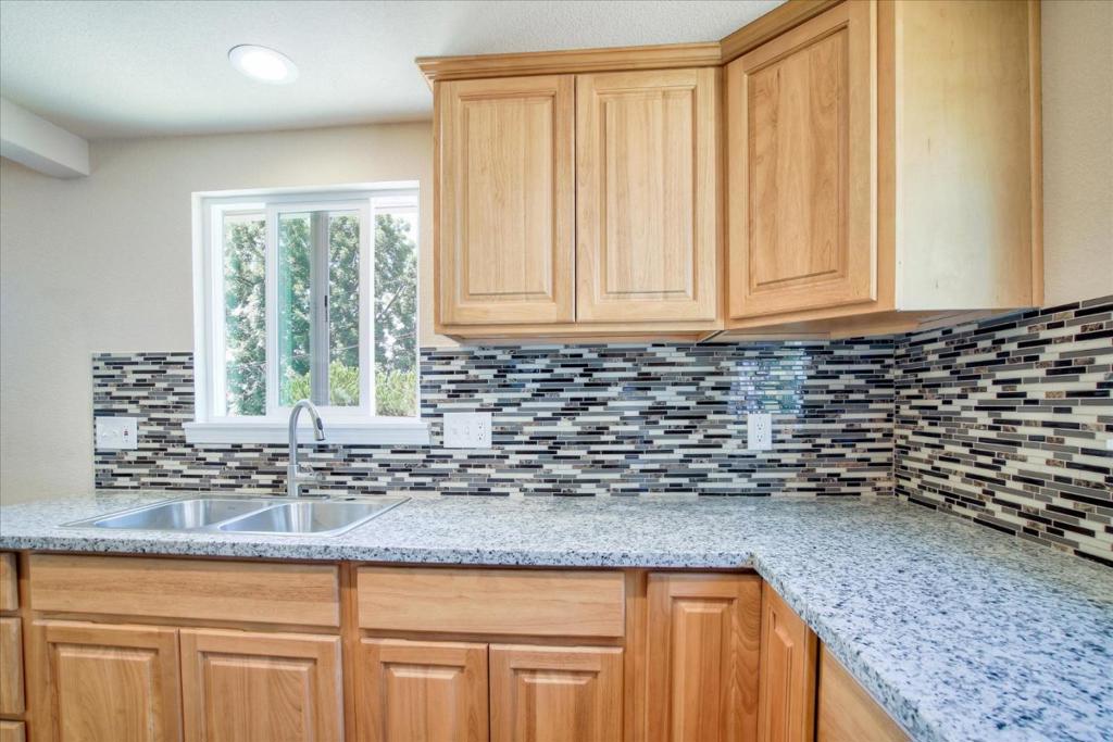 110 Navone Street Property Photo 16