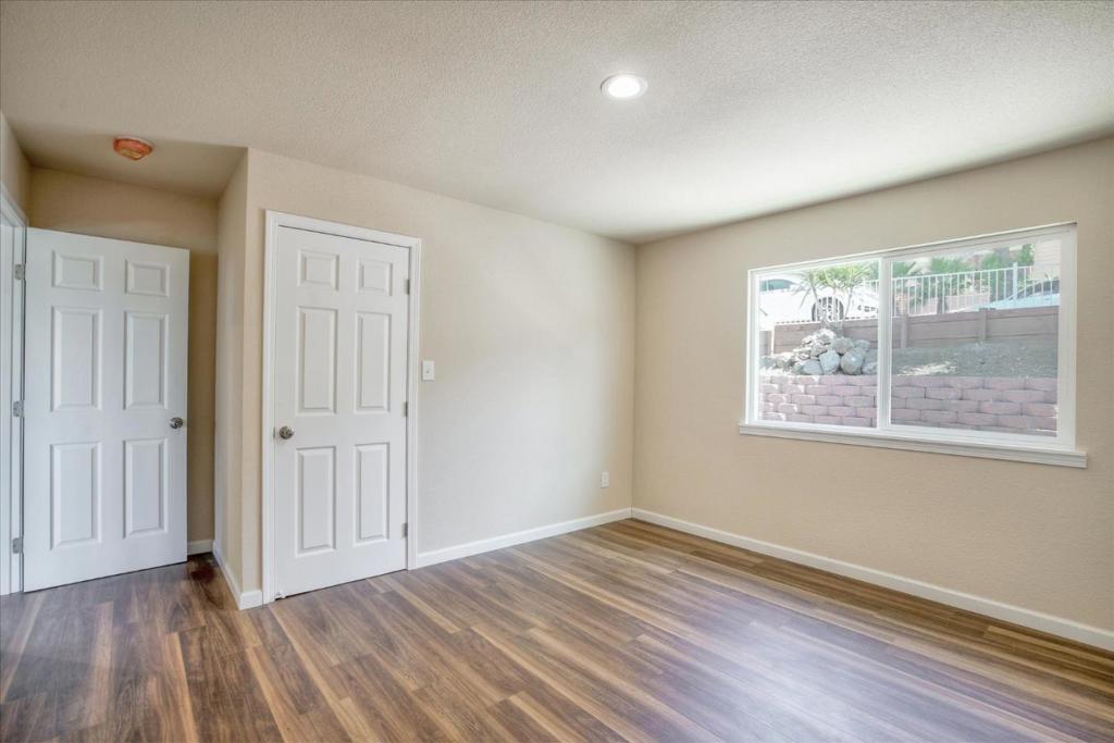110 Navone Street Property Photo 23