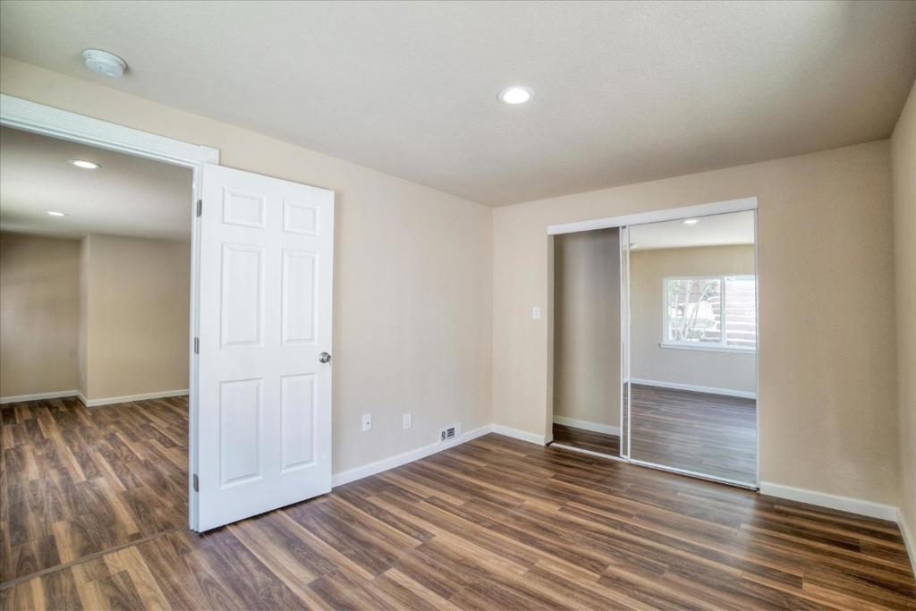 110 Navone Street Property Photo 26