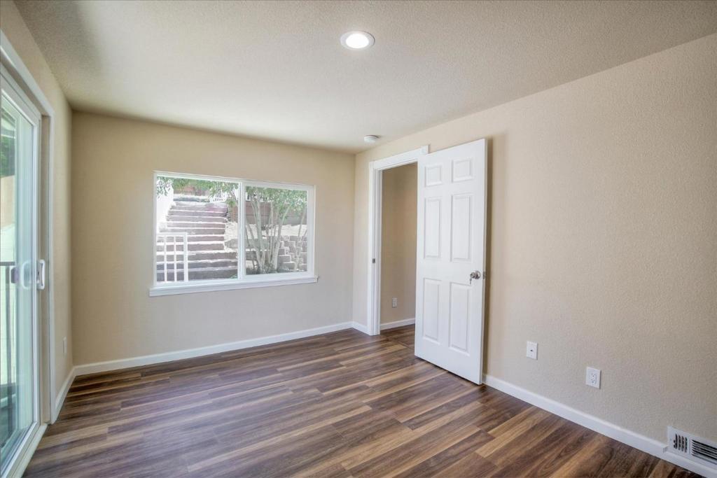 110 Navone Street Property Photo 27