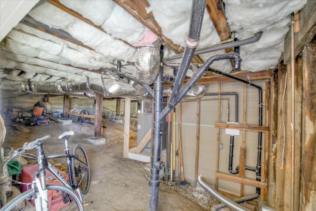 110 Navone Street Property Photo 31