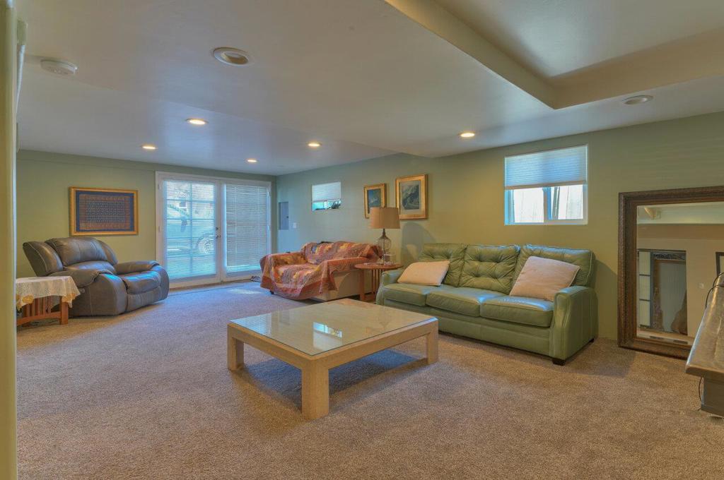 410 Pine Avenue Property Photo 13
