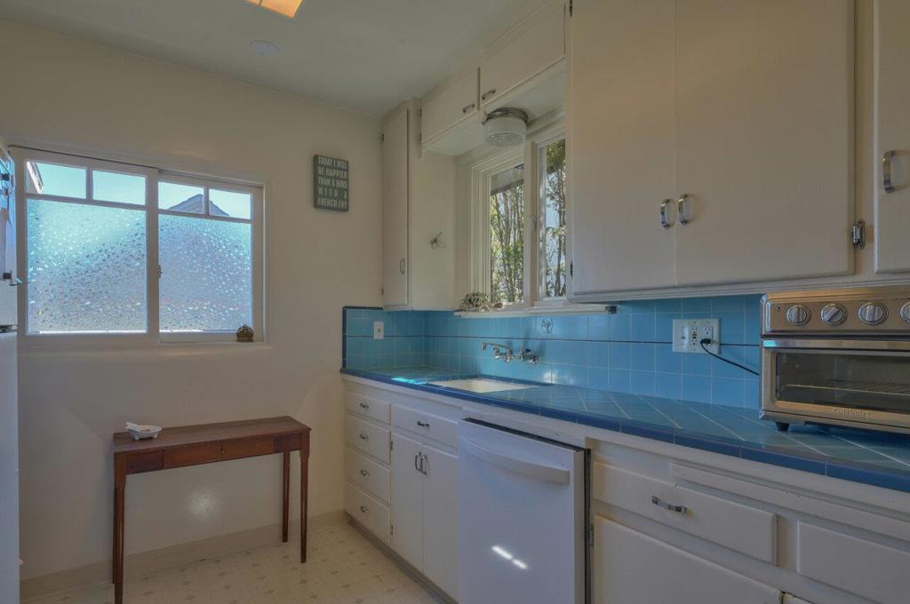 410 Pine Avenue Property Photo 20