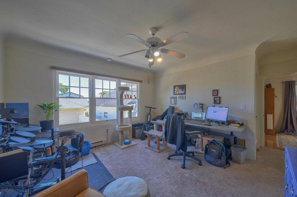 410 Pine Avenue Property Photo 26