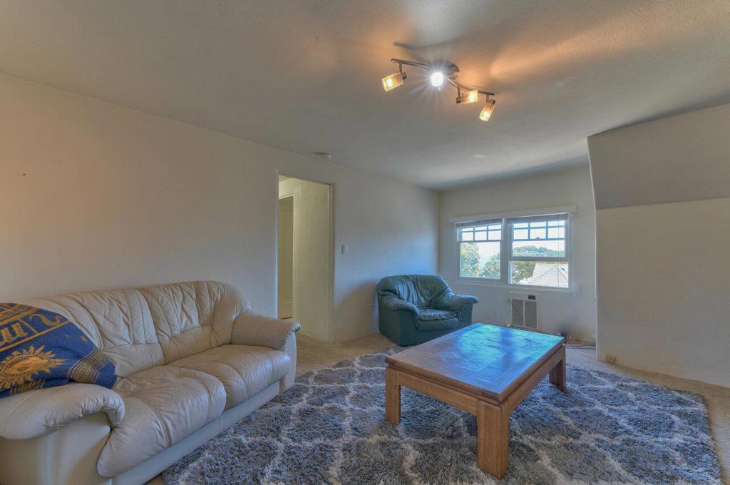 410 Pine Avenue Property Photo 30