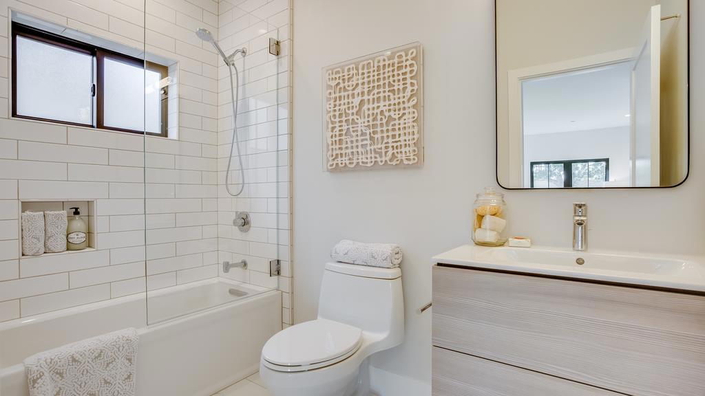 644 Georgia Avenue Property Photo 23