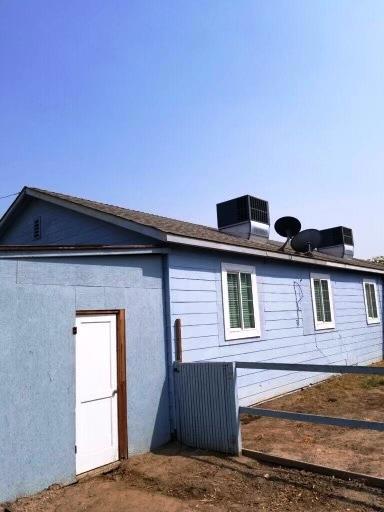 5201 Griffin Road Property Photo 2