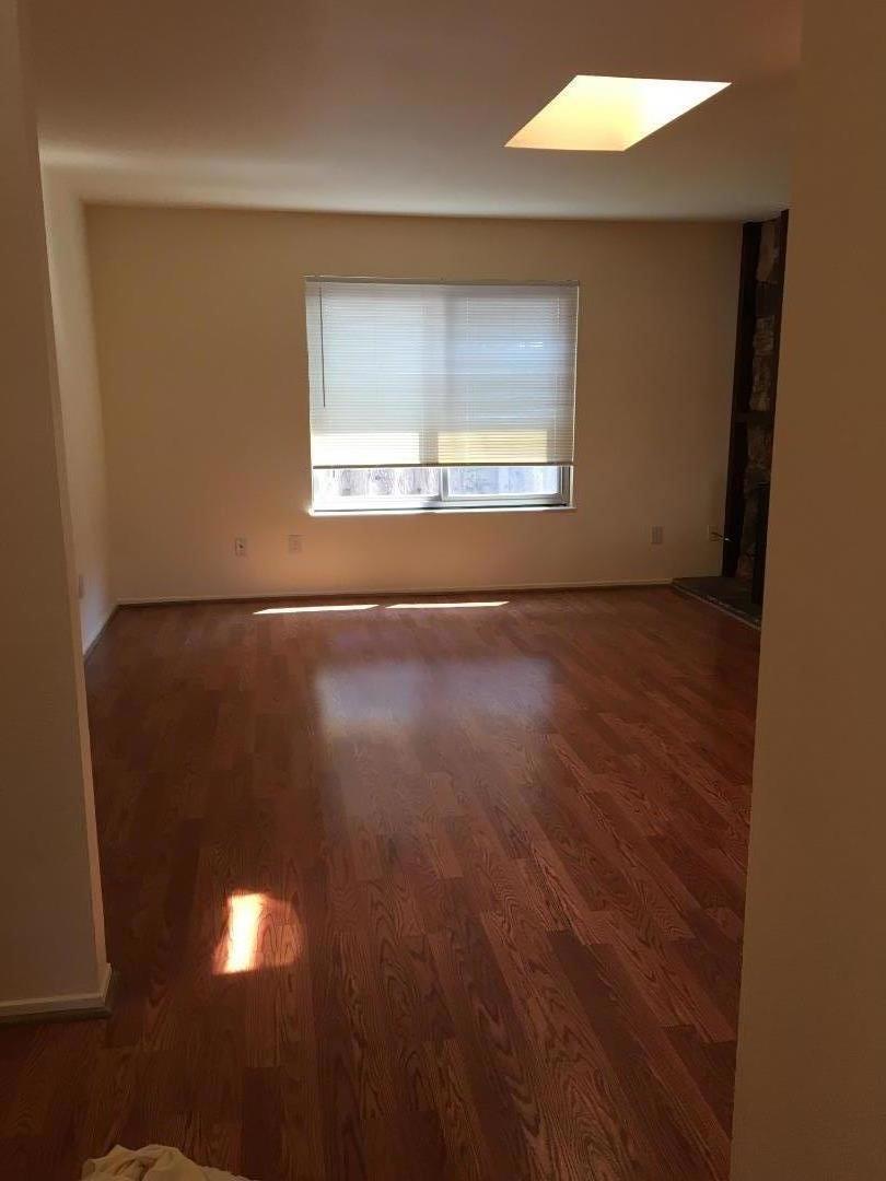 1067 Harcourt Avenue Property Photo 16