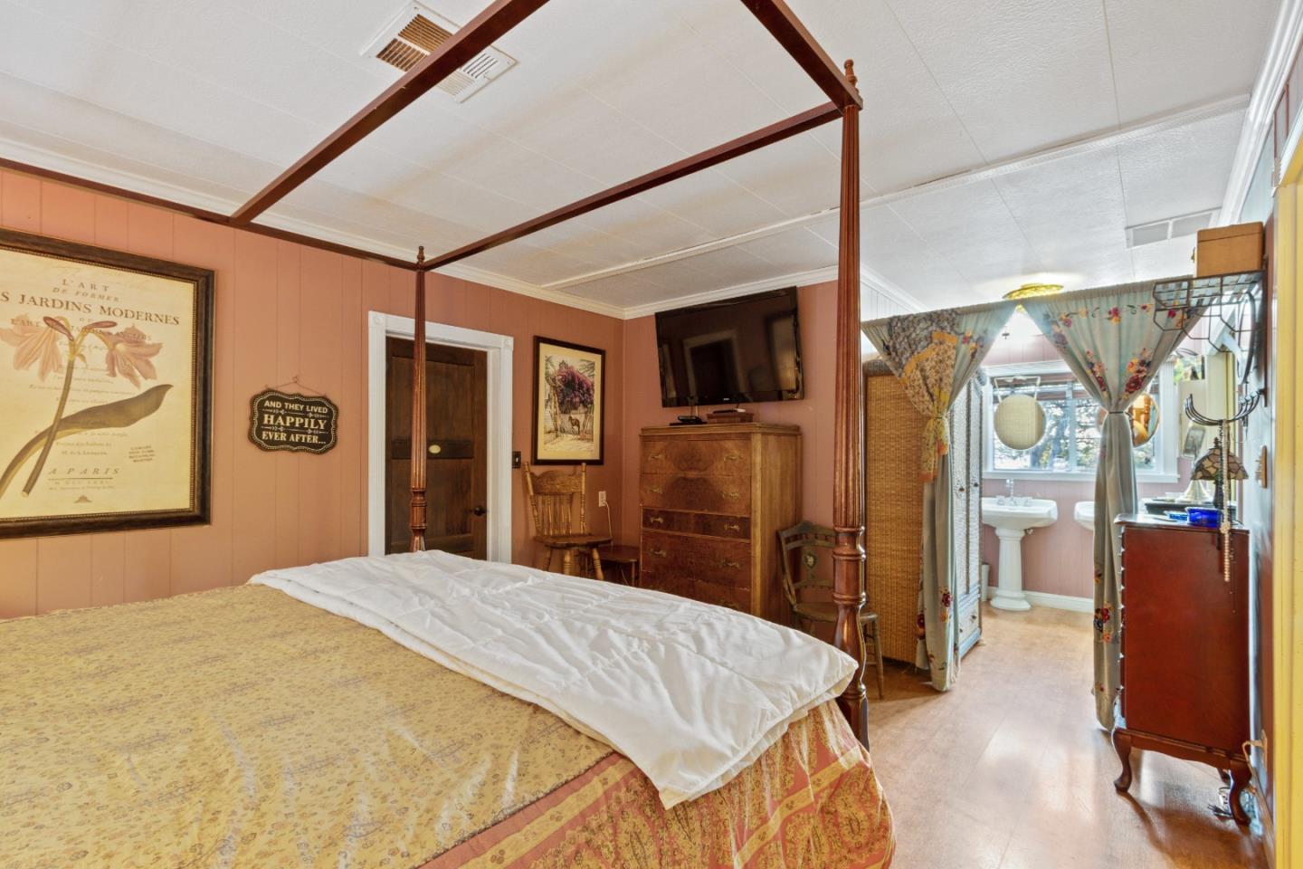 ML81868294 Property Photo 36