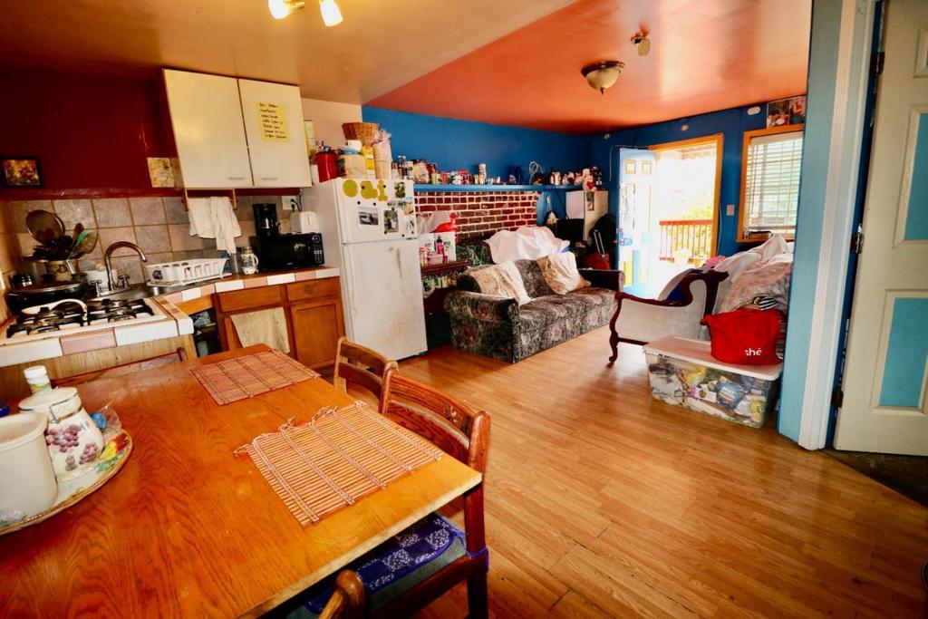 856 Hawthorne Place Property Photo 18