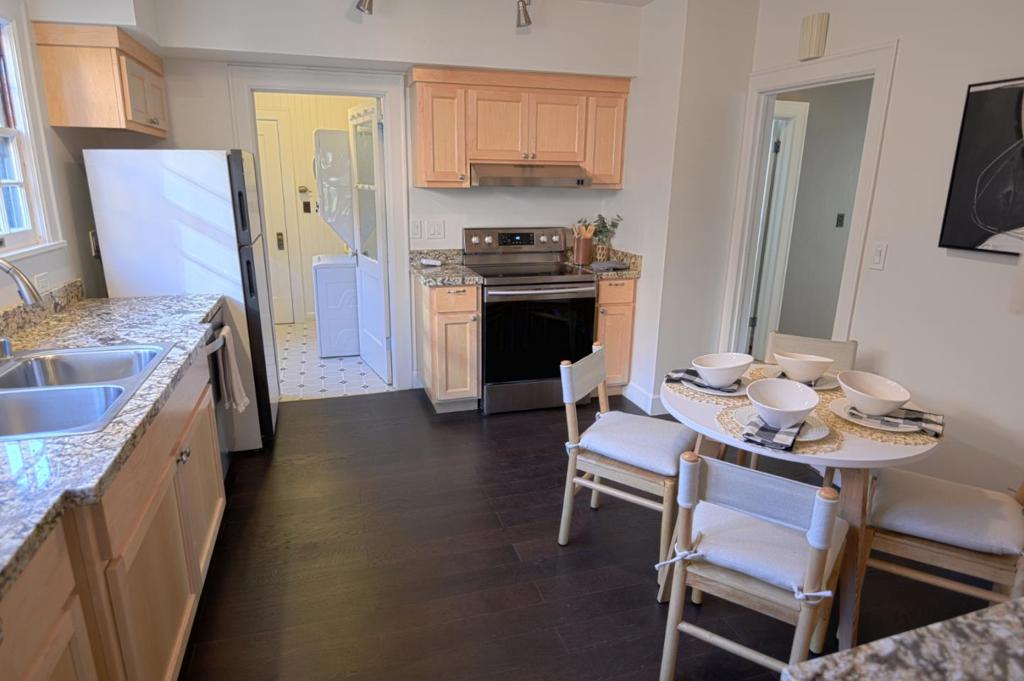 929935 Monterey Street Property Photo 15