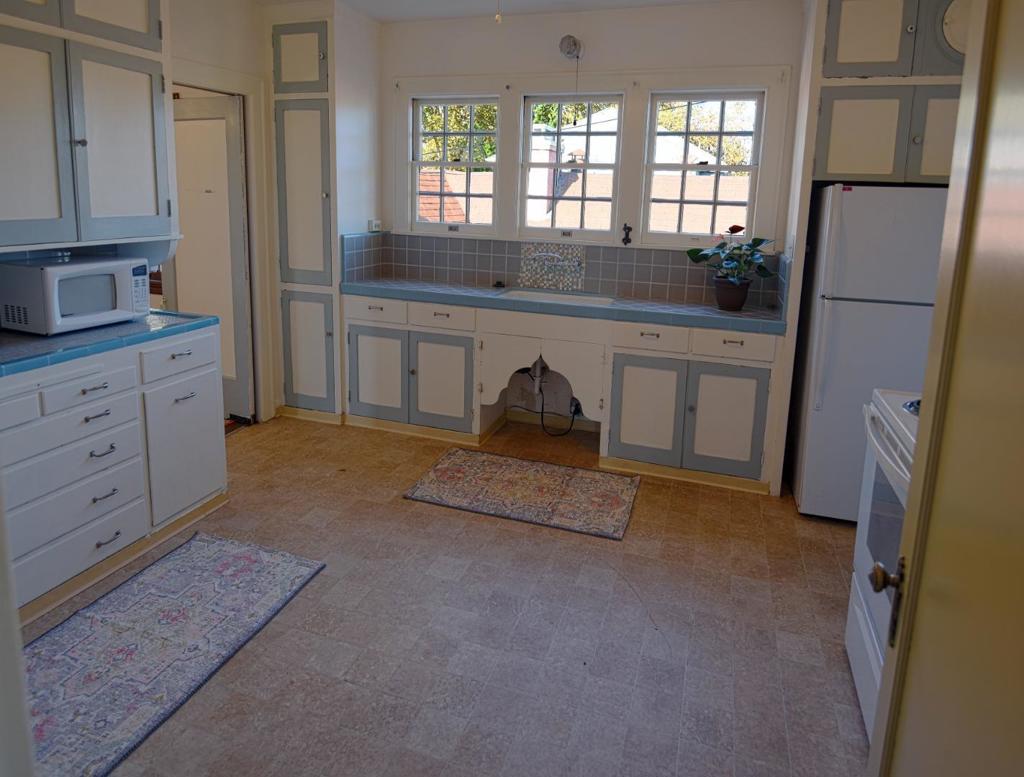 929935 Monterey Street Property Photo 33