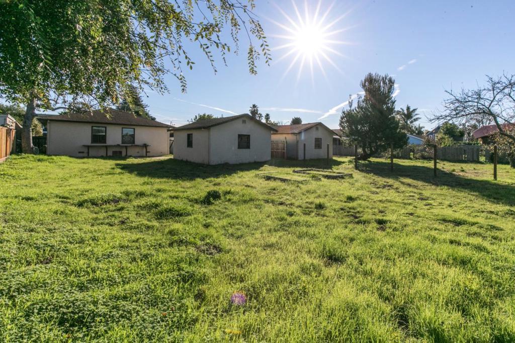 511 Laguna Street Property Photo 6
