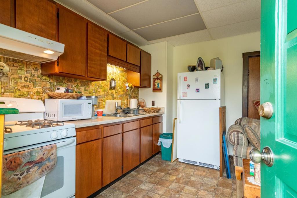 372 Monroe Street Property Photo 20