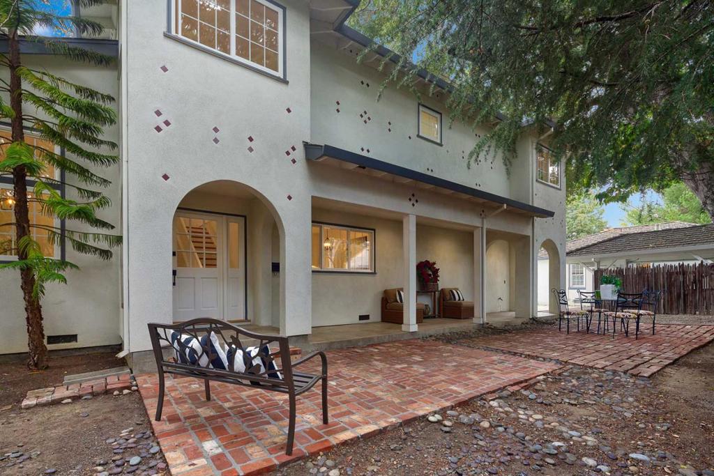 791 Palo Alto Avenue Property Photo 24