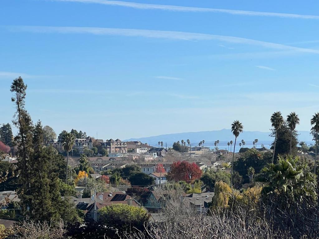 414 California Street Property Photo 14