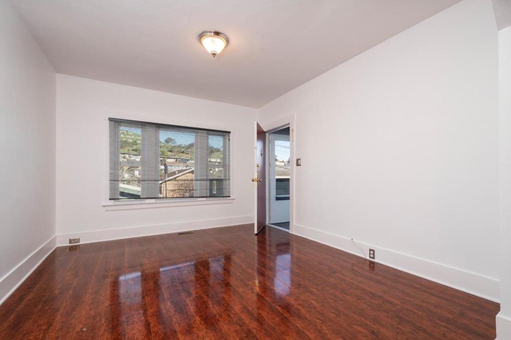 610 Grand Avenue Property Photo 19