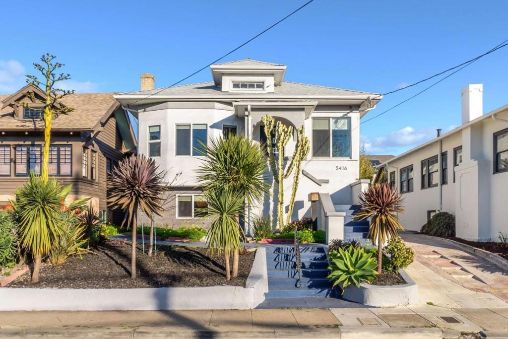 5416 Market Street Property Photo 3