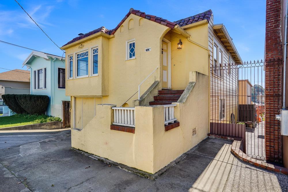 743 Baden Avenue Property Photo 3