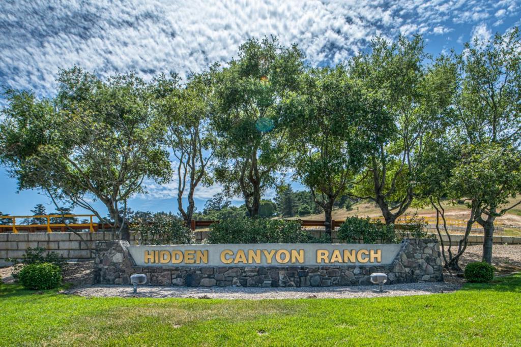 20505 Cathrein Court Property Photo 4